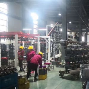 汽車(chē)配件電泳線(xiàn)